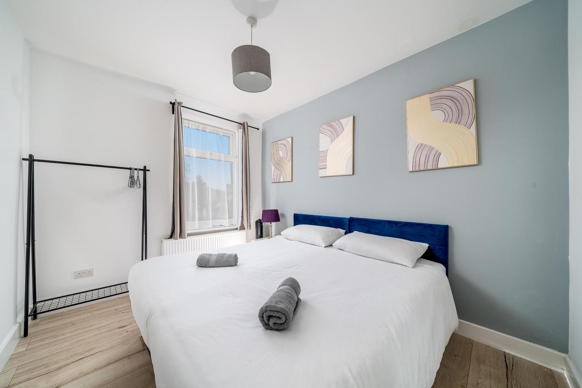 Modern 2 Bed East London Home By Rebby Properties Sleeps 5 Near Canning Town Station Kültér fotó